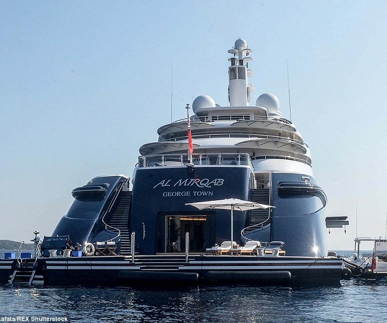 Η al-Mirqab βραβεύτηκε με το World Superyacht Award το 2009