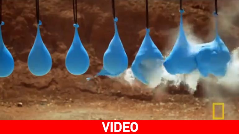 Πόσα μπαλόνια νερού χρειάζονται για να σταματήσουν μια σφαίρα;