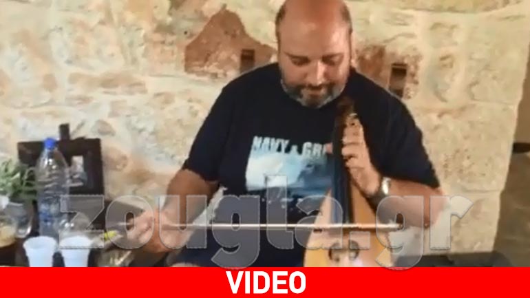 Πρωινοί αυτοσχεδιασμοί του Νίκου Ζωιδάκη στο Ρέθυμνο