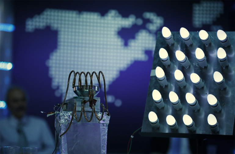 Η συσκευή - φωτό: Eurokinissi, Στέλιος Μισίνας