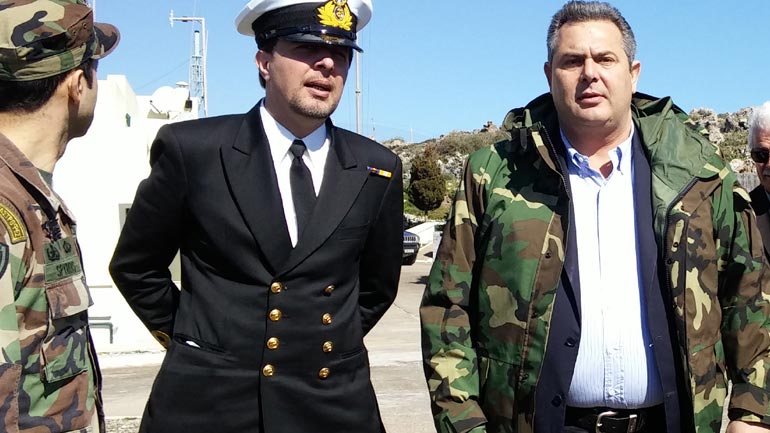 Οι Τούρκοι τα βάζουν με τον Καμμένο