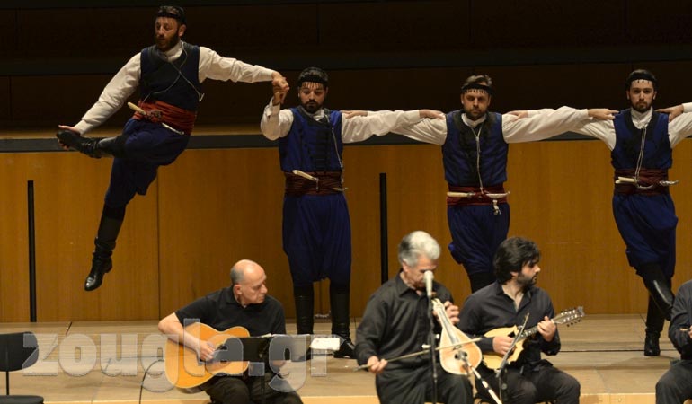 Ο Βασίλης Σκουλάς στο Μέγαρο Μουσικής