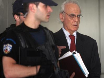 Να εξεταστούν τα μέλη του ΚΥΣΕΑ Να εξεταστούν τα μέλη του ΚΥΣΕΑ