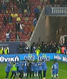 Πανηγυρισμοί μετά την επιτυχία της Εθνικής