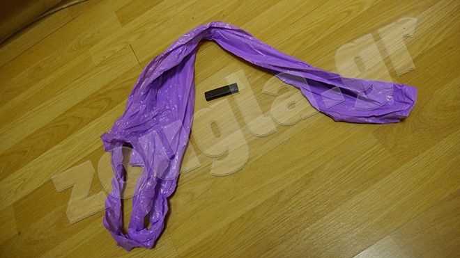 Η σακούλα και το στικάκι