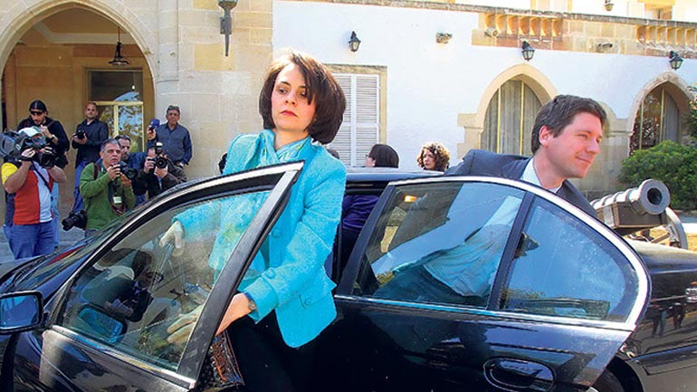 Στην Αθήνα την Πέμπτη και η Ντέλια Βελκουλέσκου