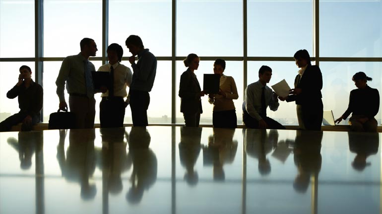 Έρχονται 15.000 προσλήψεις σε υγεία, παιδεία και αυτοδιοίκηση