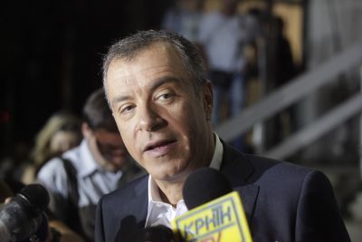 Μεταμεσονύκτιες δηλώσεις...