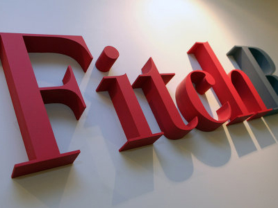 Fitch: Κυβερνητική σταθερότητα στην Ελλάδα