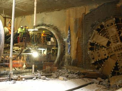 Στην Αγία Βαρβάρα ο μετροπόντικας