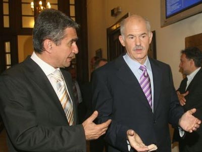 Βουλευτές ζητούν την κοινή κάθοδο του Παπανδρέου με το ΠΑΣΟΚ