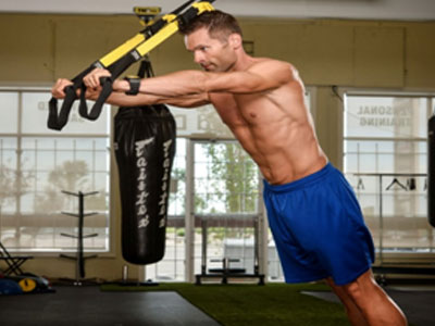 ΤRX για γράμμωση κορμού από πάνω μέχρι… κάτω