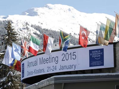 «Μάχη» στο Νταβός για το πετρέλαιο