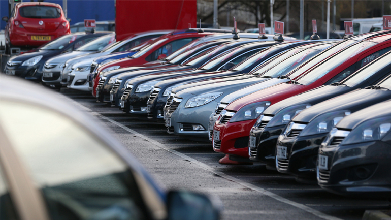 Ανοικτό το ενδεχόμενο για αλλαγές στα τέλη κυκλοφορίας