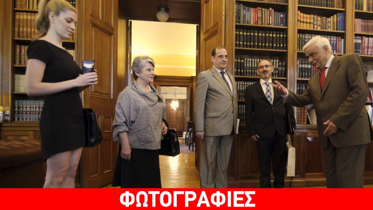 H ξανθιά καλλονή από τη Θεσσαλία που «εντυπωσίασε» στο Προεδρικό