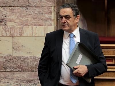 Νομοθετική πρωτοβουλία για τις σπουδές του Νίκου Ρωμανού