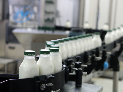 Σύσκεψη για τη μείωση της τιμής του φρέσκου γάλακτος