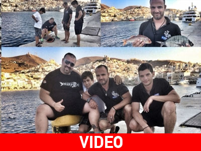 Ψαρεύοντας στο λιμάνι της Ερμούπολης