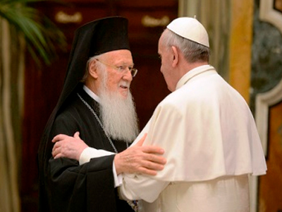 Κοινή Διακήρυξη υπογράφουν Bαρθολομαίος-Πάπας Φραγκίσκος
