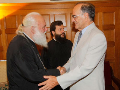 Συνάντηση Iερώνυμου-Σούρλα για τα ανθρώπινα δικαιώματα