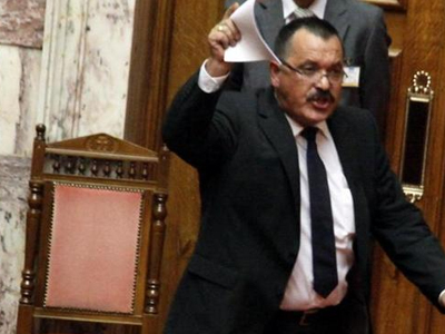 Τα τσιγάρα,τα ποτά και τα ξενύχτια…