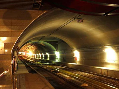 Άφαντος ο ριψοκίνδυνος επιβάτης του ΜΕΤΡΟ