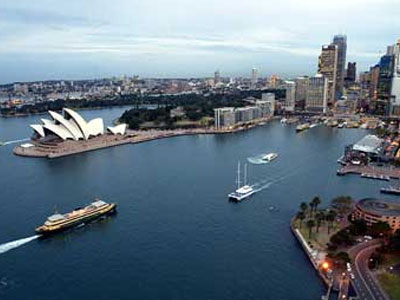 Πληθαίνουν οι Έλληνες μετανάστες στην Αυστραλία