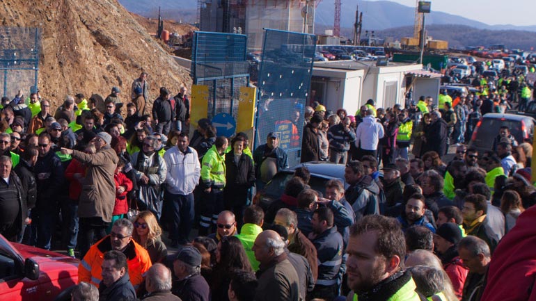 Μπαράζ κινητοποιήσεων των εργαζομένων στις Σκουριές