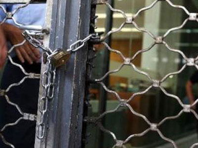 «Επιδημία» λουκέτων στην αγορά