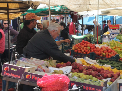 Πρόταση για ανοιχτές λαϊκές και τα απογεύματα