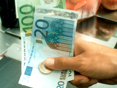 Eurostat: Πρώτη η Ελλάδα στη λίστα ακρίβειας