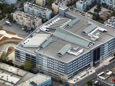 Πειραιάς: Αντίδραση για τη μετεστέγαση των δικαστηρίων στις καπναποθήκες Κεράνη