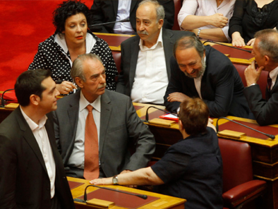 Η Αλέκα βλέπει ΣΥΡΙΖΑ