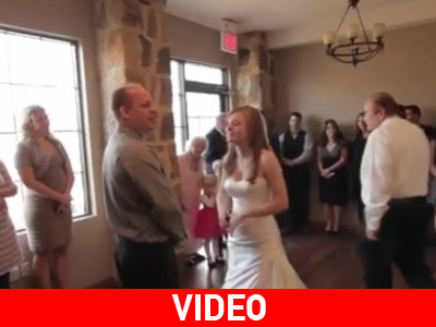 Νύφη και πατέρας κλέβουν την παράσταση