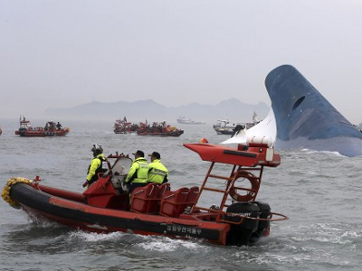 Νότια Κορέα: Ελάχιστες οι ελπίδες για τους αγνοούμενους
