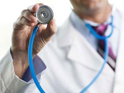 Γιατρός εφημερεύει επί 30 συνεχόμενες μέρες ! Γιατρός εφημερεύει επί 30 συνεχόμενες μέρες !