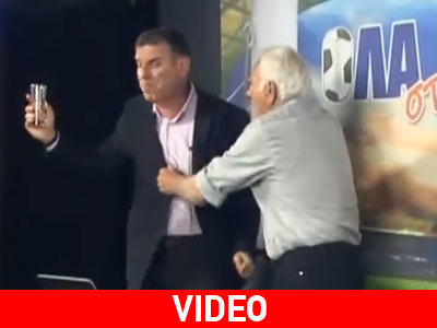 Παρουσιαστής σε αμόκ βρίζει, σπάει ποτήρια και ζητάει… νερό! Παρουσιαστής σε αμόκ βρίζει, σπάει ποτήρια και ζητάει… νερό!