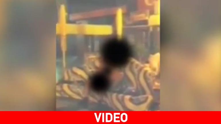 Iσπανία: Έκαναν σεξ στη μέση της πλατείας…