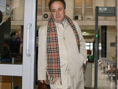 Από τον Παπαγεωργόπουλο στον Καραμπέρη