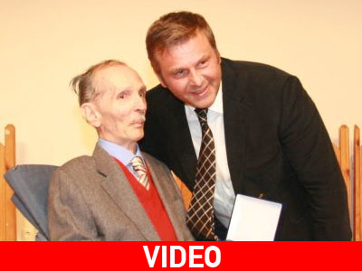 «Σύντροφε το κεφάλαιο σε στηρίζει»