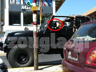 Με συνοδηγό τον… σκύλο