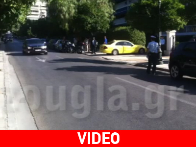 Βενιζέλος και Κουβέλης κατέφθασαν στο Μαξίμου Βενιζέλος και Κουβέλης κατέφθασαν στο Μαξίμου