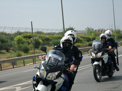 Θεσσαλονίκη: Σε εξέλιξη η αστυνομική επιχείρηση – 25 συλλήψεις Θεσσαλονίκη: Σε εξέλιξη η αστυνομική επιχείρηση – 25 συλλήψεις