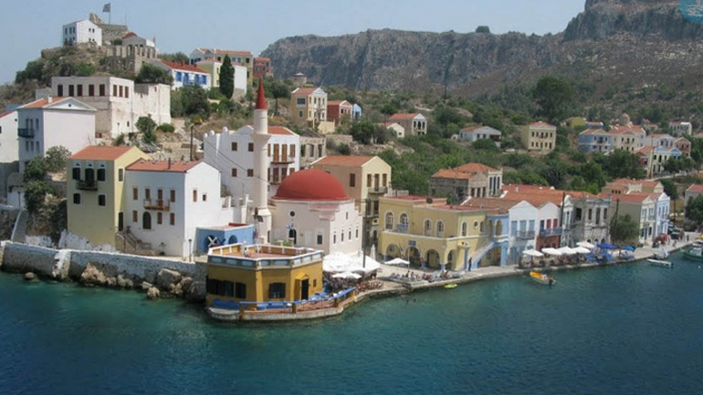 «Ανοίγουν» πανιά για Καστελόριζο