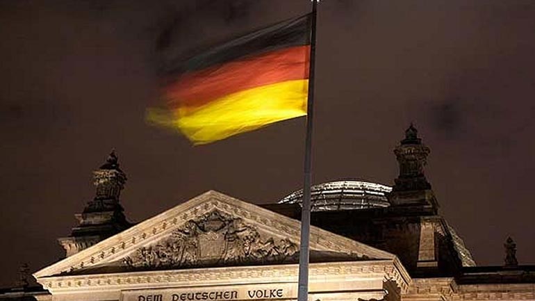 Γερμανοί οικονομολόγοι προειδοποιούν κατά ενός “κακού συμβιβασμού”