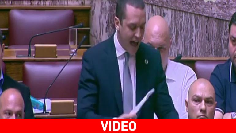 Mπέρδεψε τ’ αυγά με τα πασχάλια: Ο Κασιδιάρης βάπτισε Marie Claire το Paris Match