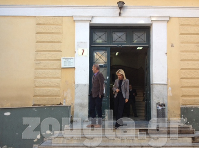 H έξοδος Κωστόπουλου από τον εισαγγελέα