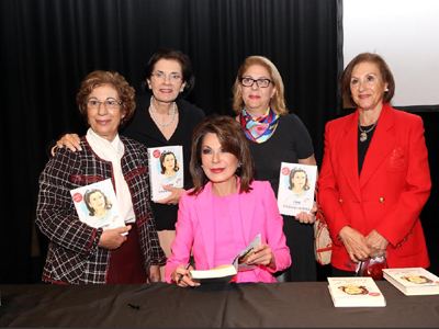 Η Lady G παρουσίασε το βιβλίο της στην Κύπρο