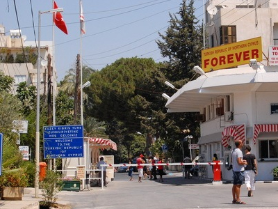 Θρίλερ με τρεις Έλληνες στα Κατεχόμενα