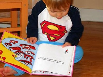 Tι πρέπει να κάνετε αν το παιδί σας σκίζει τα βιβλία